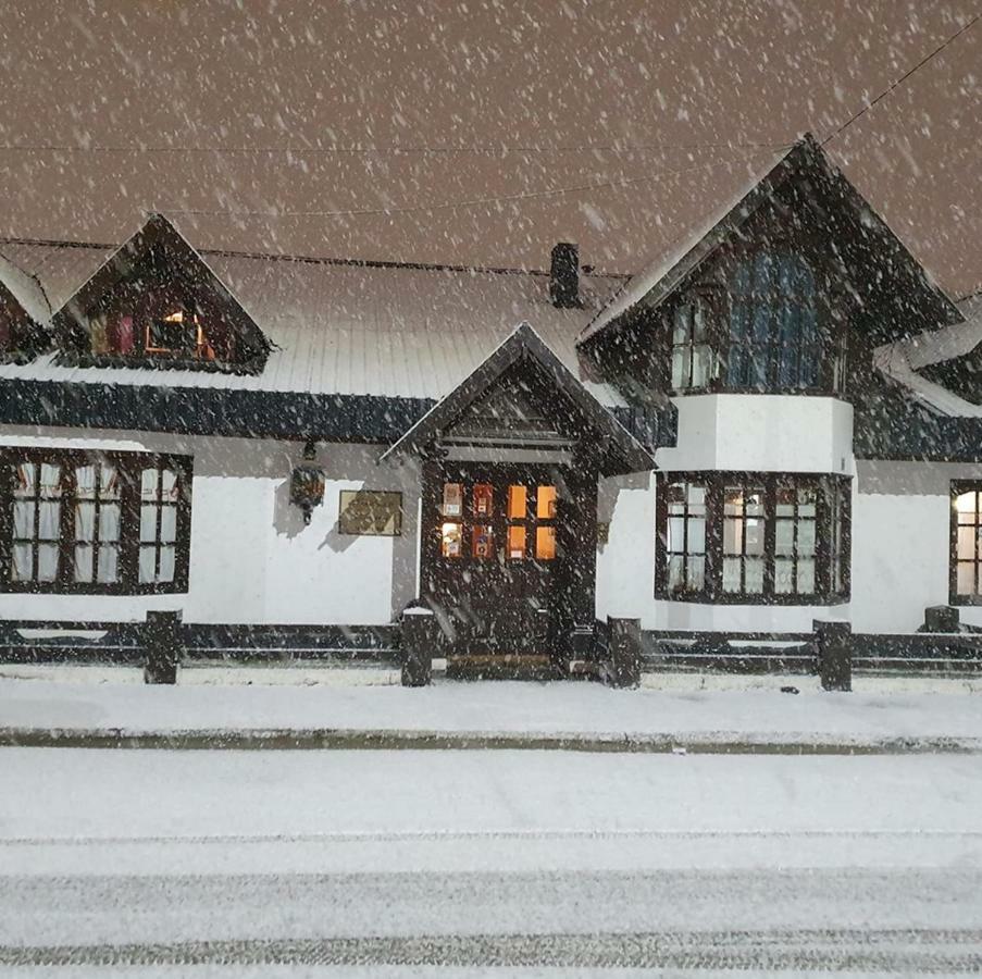 Hosteria Residencia Linares Ushuaia Eksteriør bilde